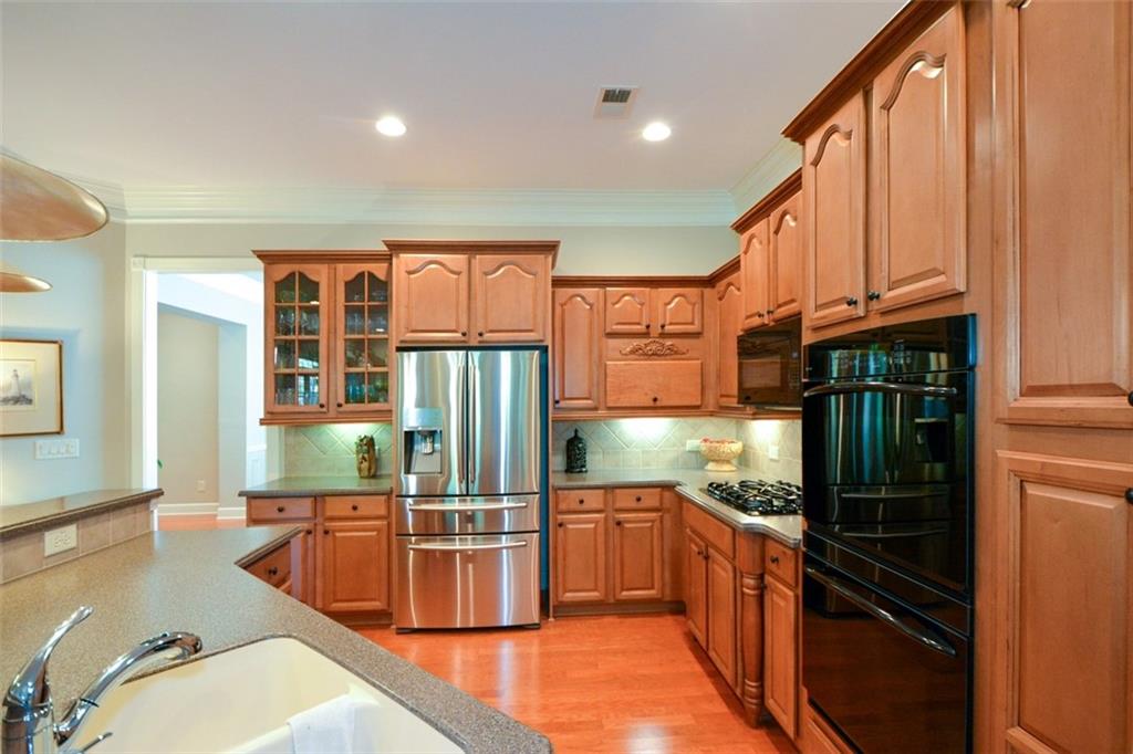 Soleil Laurel Canyon - Residential
