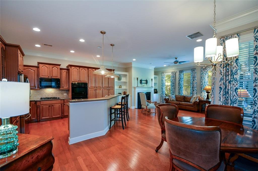 Soleil Laurel Canyon - Residential