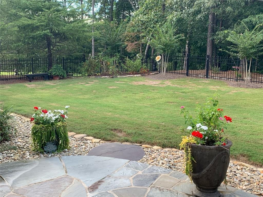 540 Laurel Canyon Parkway