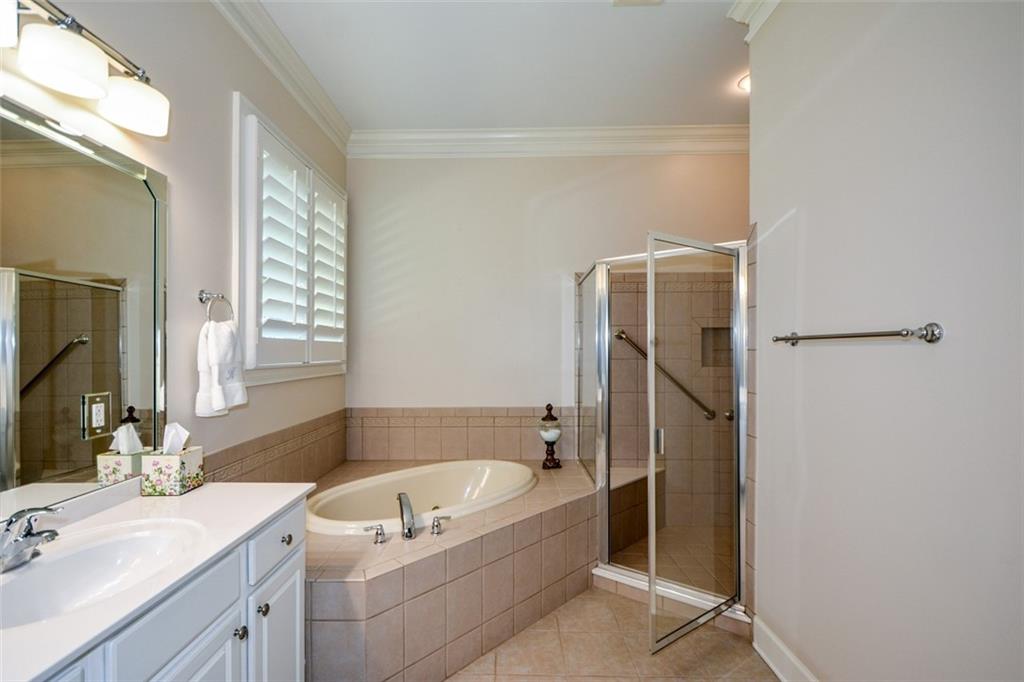 Soleil Laurel Canyon - Residential