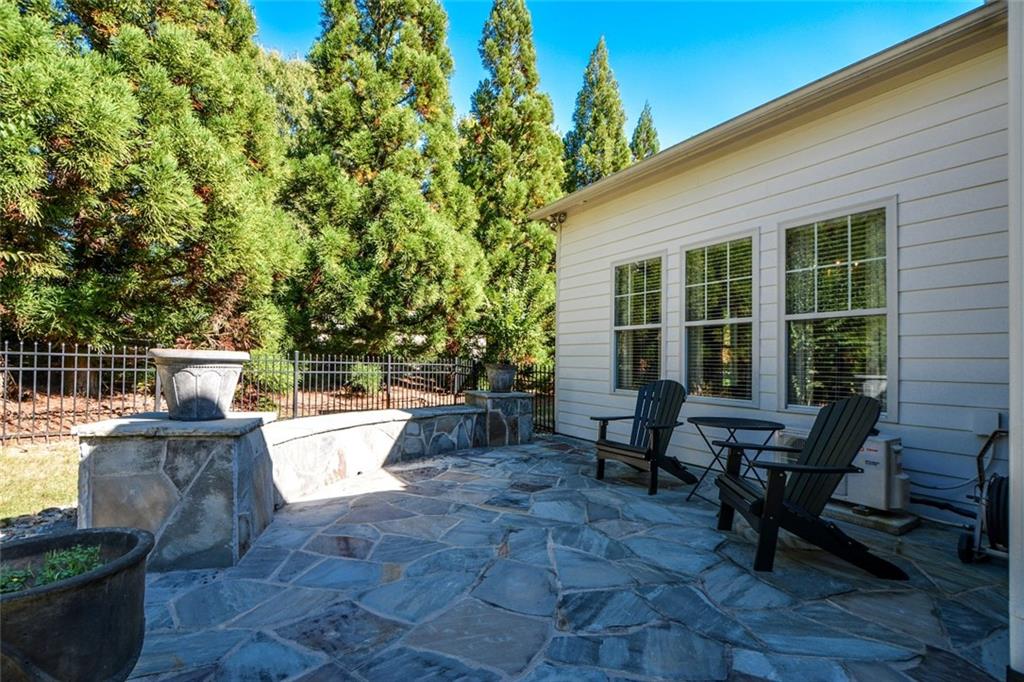 540 Laurel Canyon Parkway