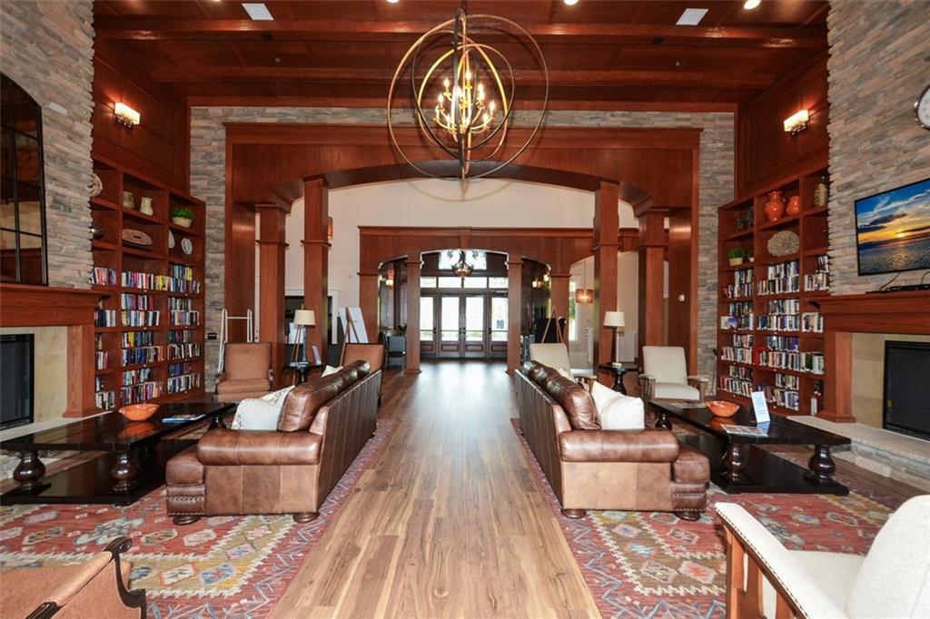 Soleil Laurel Canyon - Residential