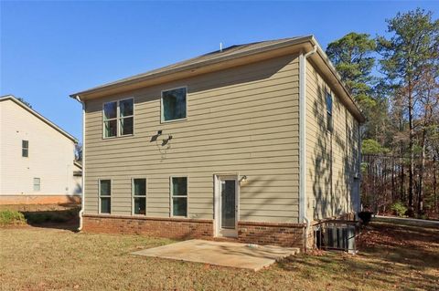 A home in Ellenwood