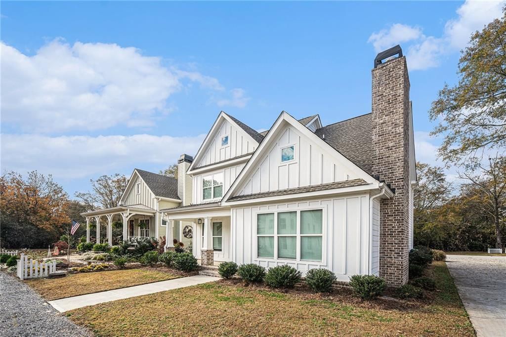 Photo of 352 Davis Street, Monroe, GA 30655 (MLS # 7685105)