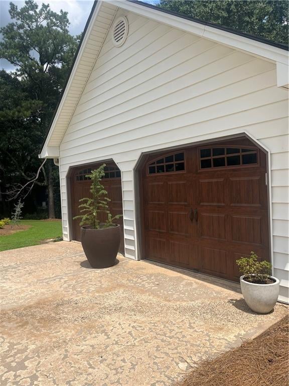 702 Plantation Cove