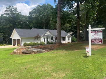 702 Plantation Cove Woodstock GA 30188