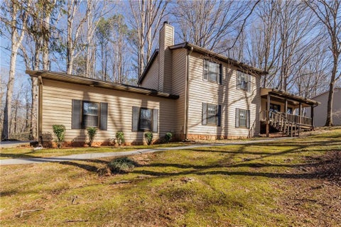Homes For Sale - 266 Firecrest Lane<br/> Lawrenceville, GA 30046