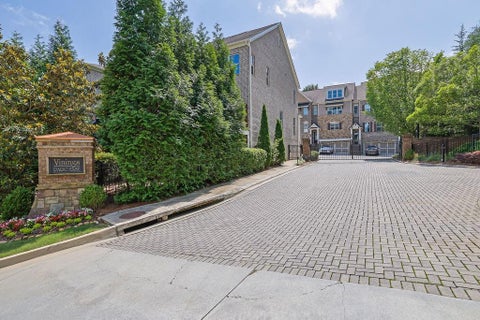 Townhouse For Sale - 3279 Matthewson Way<br/> Cobb County, Atlanta, GA 30339