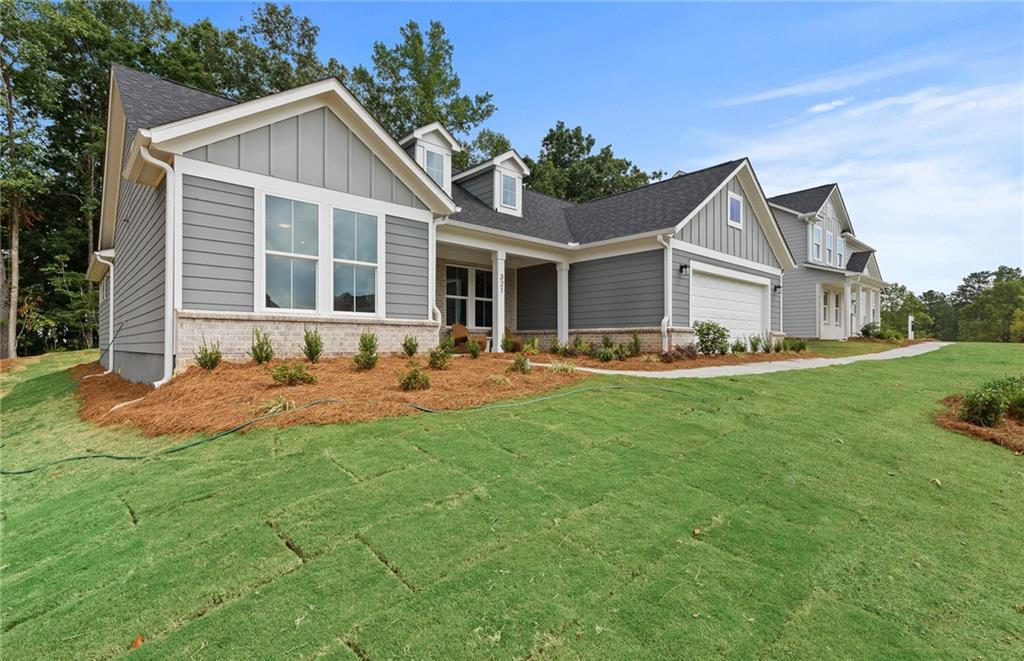 319 Canoe Place