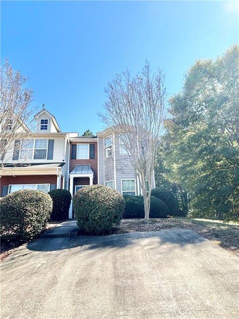 A home in Fairburn