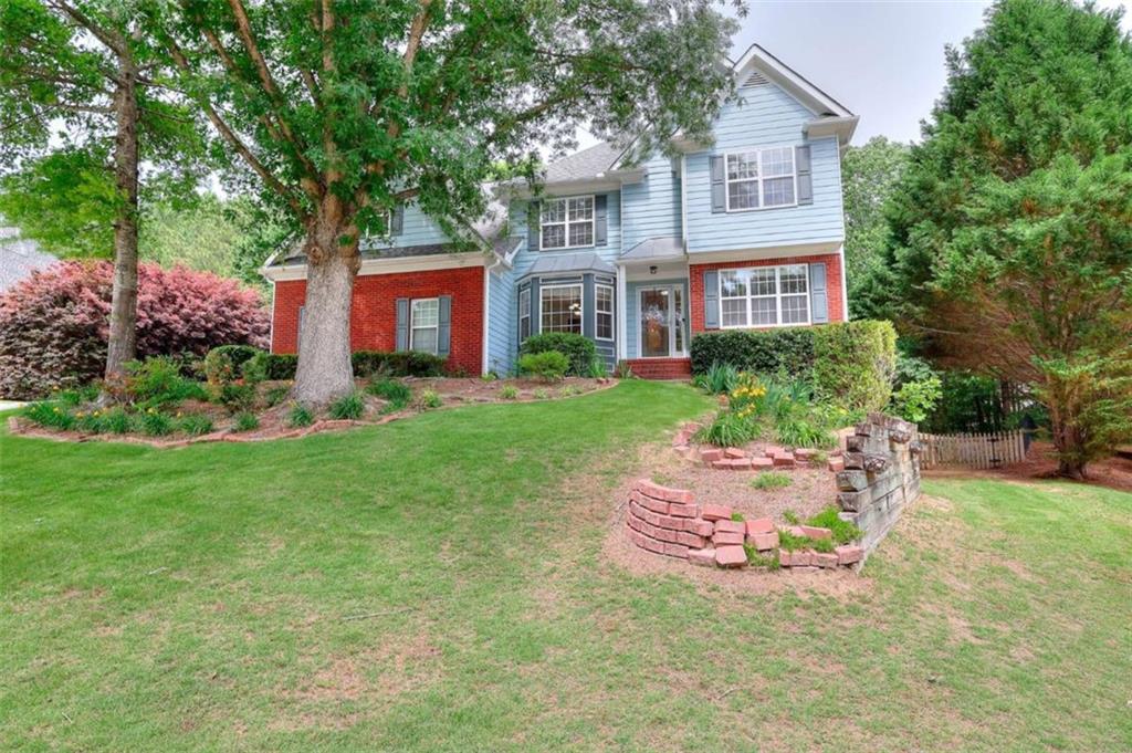 662 Shady Willow Lane