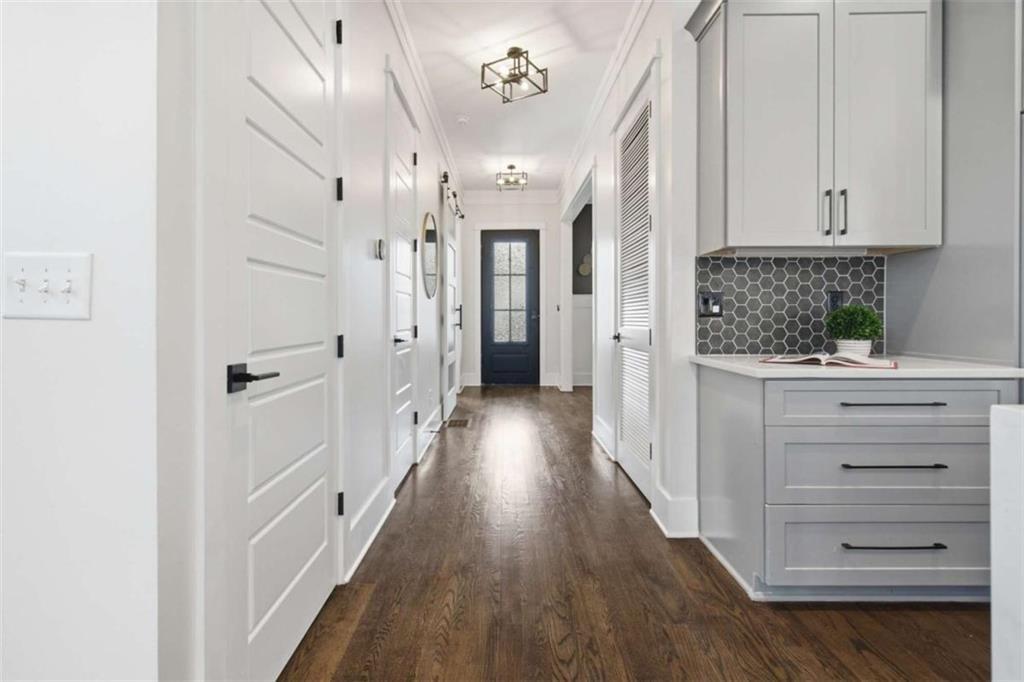 2876 Alexa Avenue SE