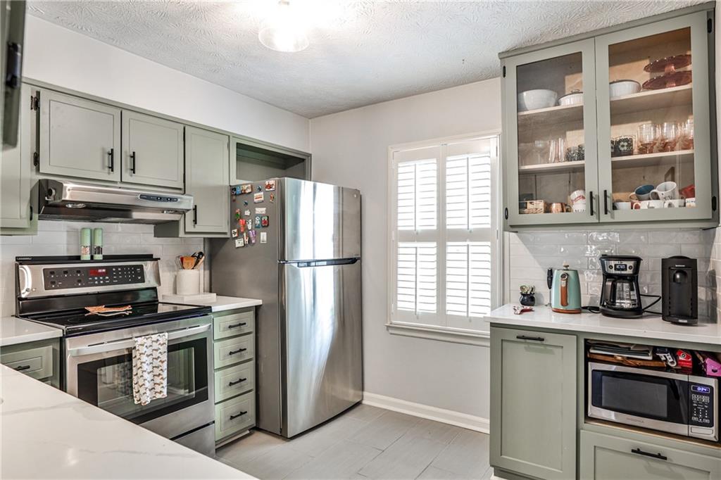 2474 Lehaven Drive, Tucker, Georgia image 6