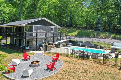 Homes For Sale - 45 Sun Valley Dr Dr<br/> Mineral Bluff, GA 30559