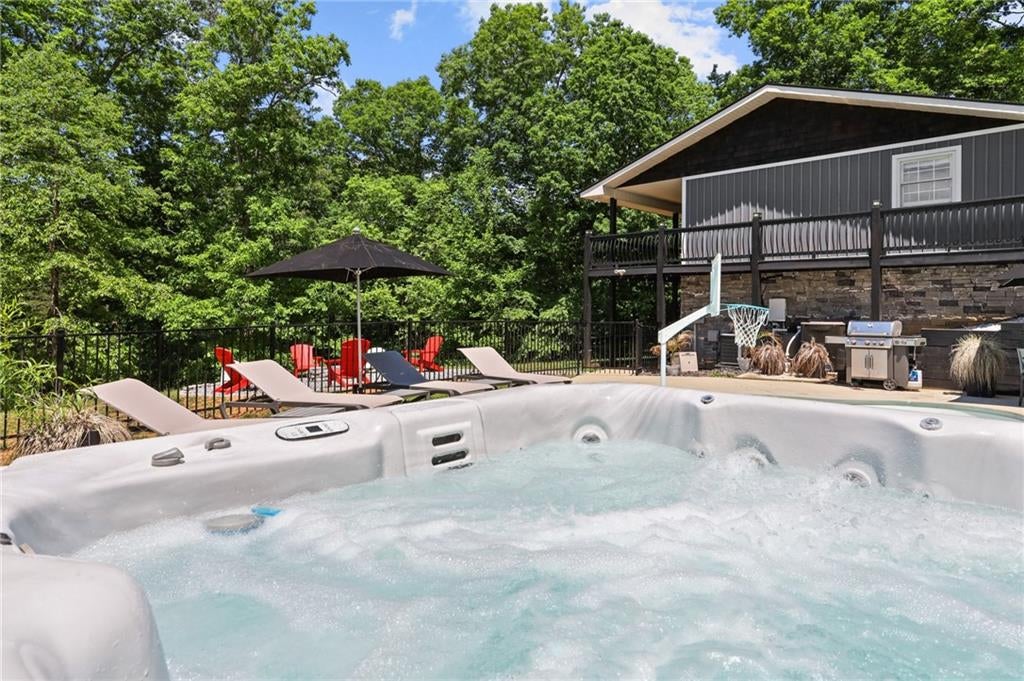 45 Sun Valley Dr