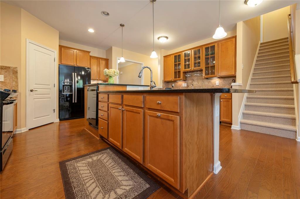 2904 Goldfinch Circle