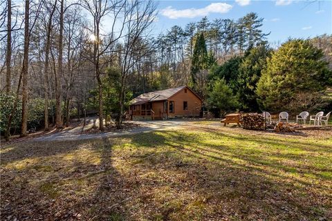 Homes For Sale - 2889 Old Parker Place Rd Rd<br/> Ellijay, GA 30536