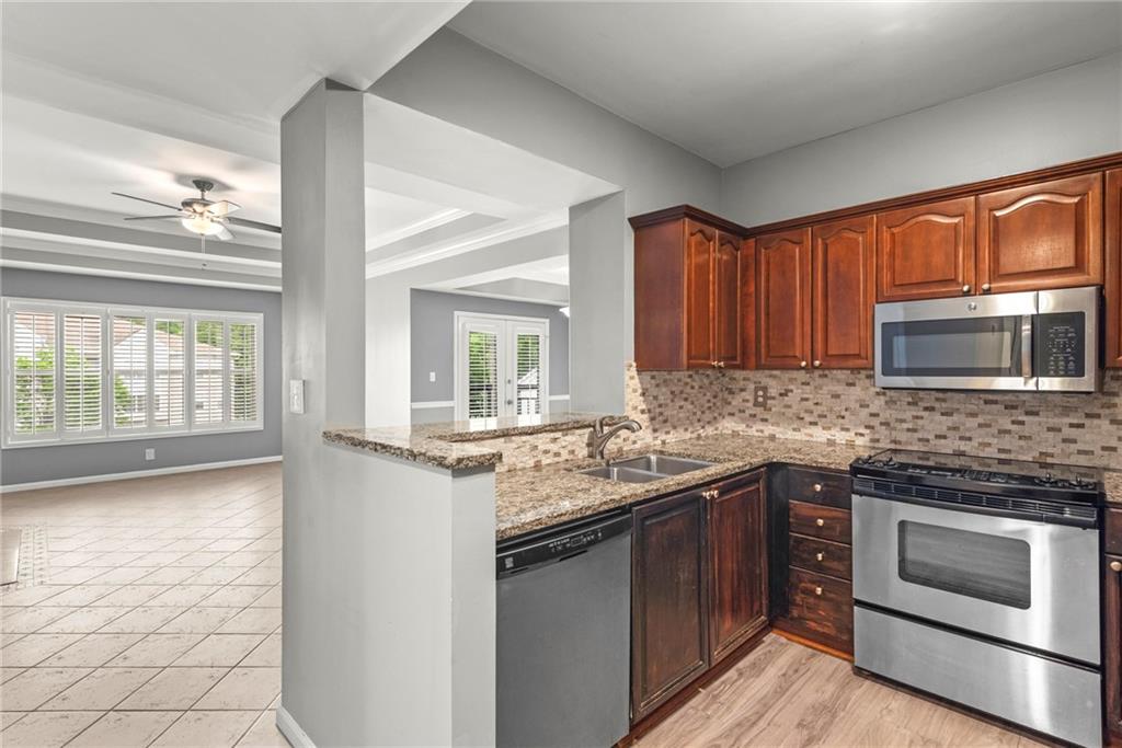 1502 River Green Drive NW 1502