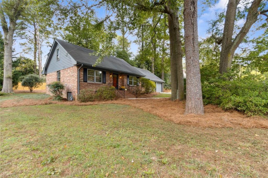 2757 Arldowne Drive, Tucker, Georgia image 3