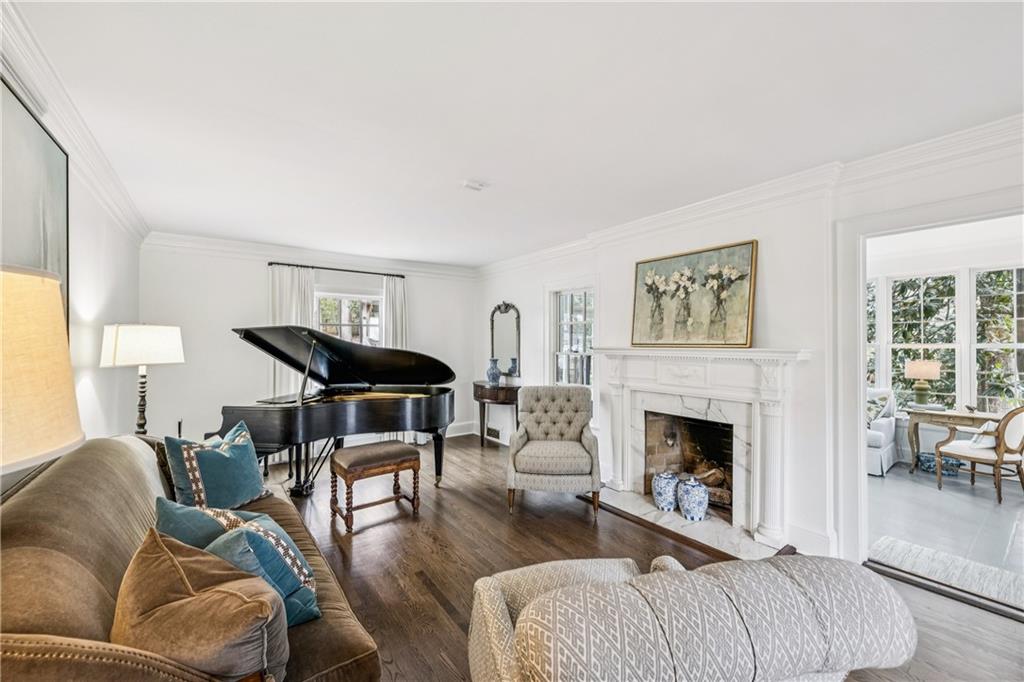 3905 Peachtree Dunwoody Road NE