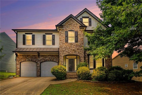 Homes For Sale - 3600 Chestnut Meadows Drive<br/> Douglasville, GA 30135