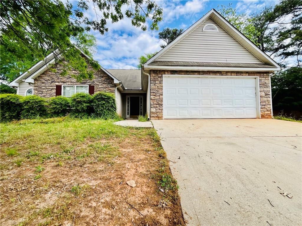 MOTIVATED SELLER! This property is the long-awaited diamond in the rough that you've been seeking.