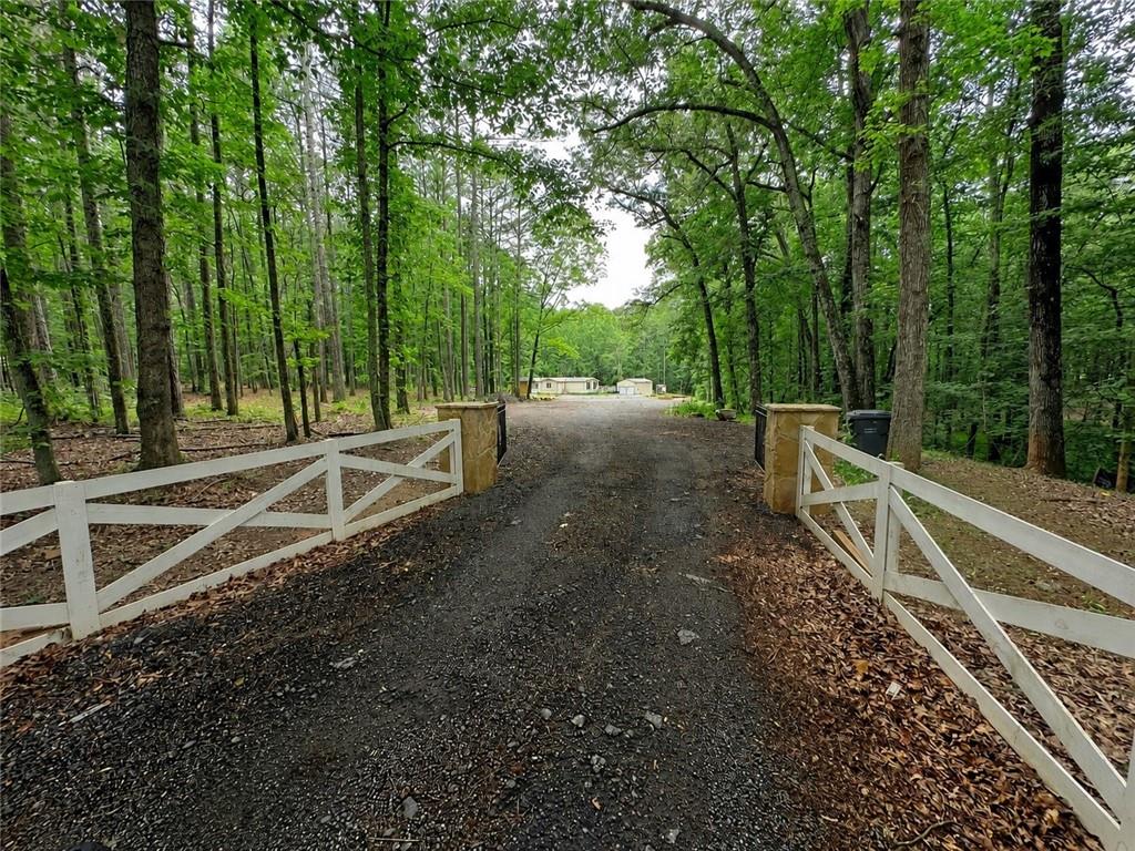 283.5 Brown Bridge Road
