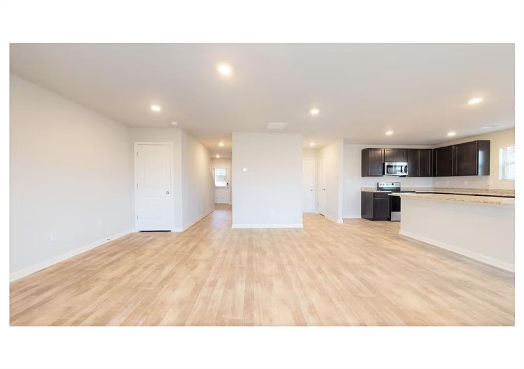 502 Headwater Court