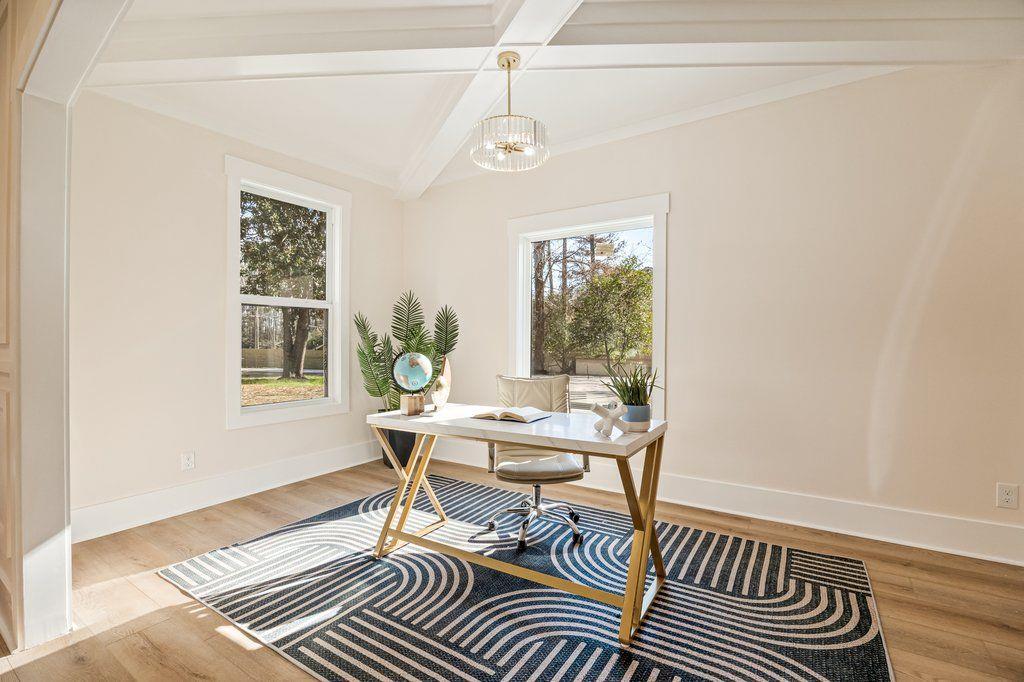 1755 SNAPFINGER Road