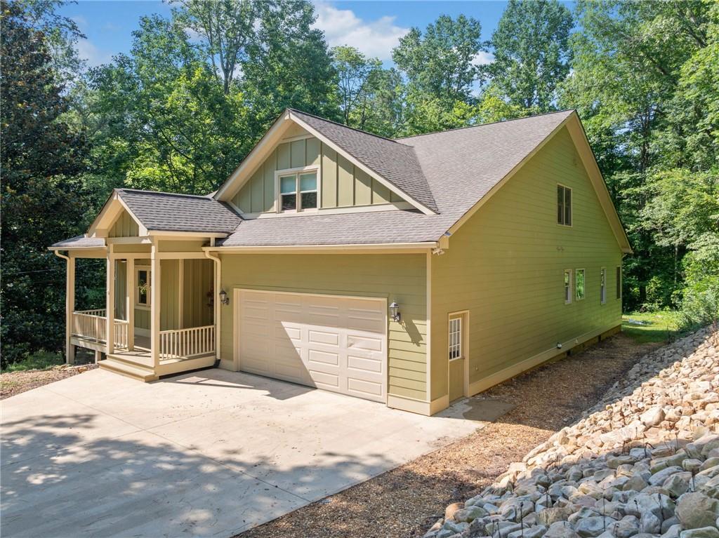 304 Old Cove Road N