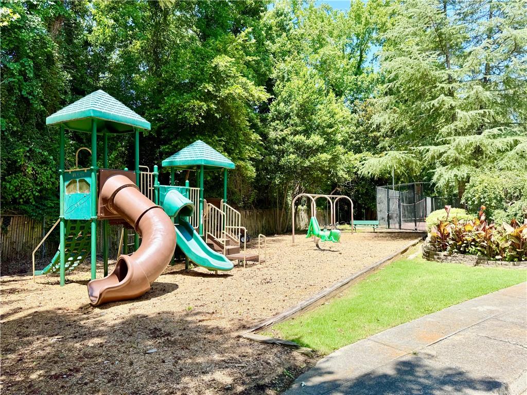 Raleigh Square - Residential