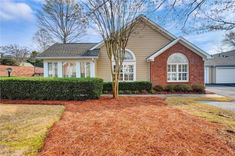 Condo For Sale - 135 Vintage Club Circle #13<br/> Marietta, GA 30066