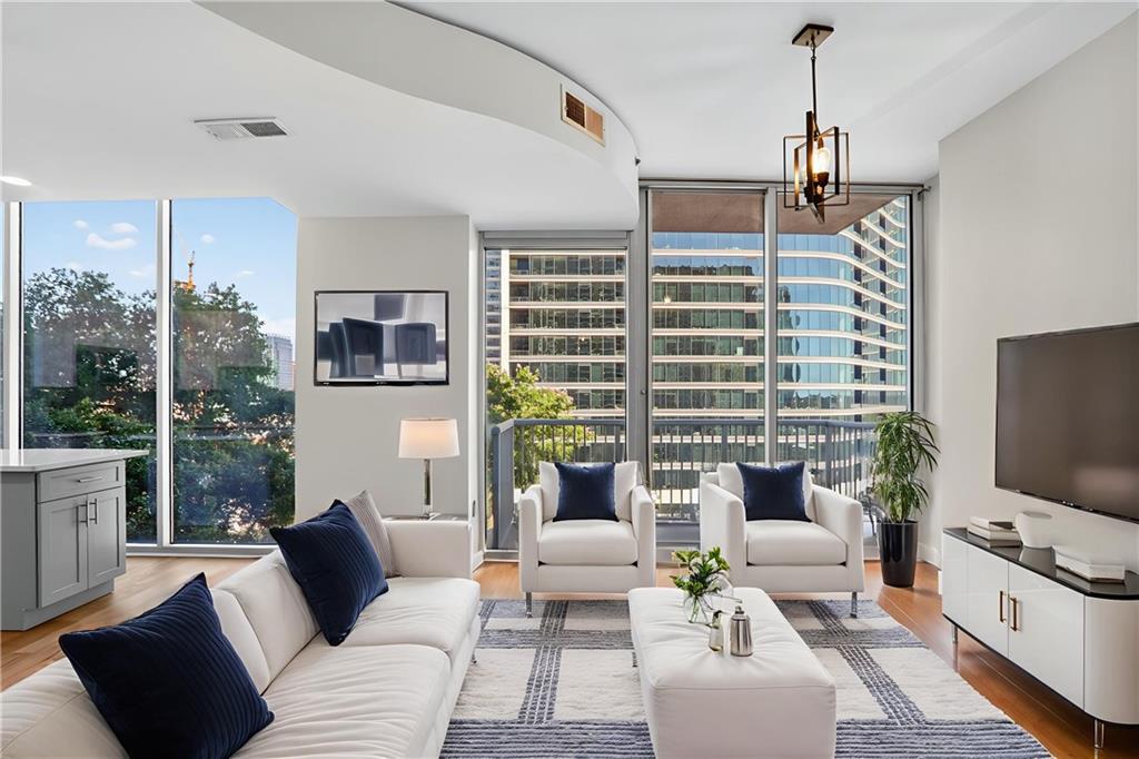 855 Peachtree Street NE 1312