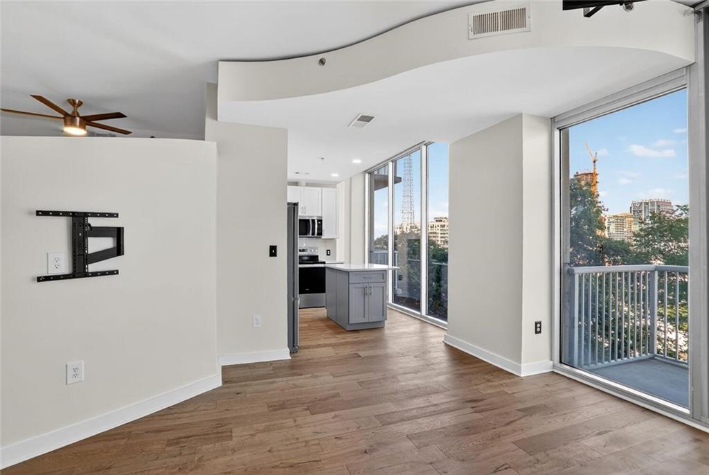 855 Peachtree Street NE 1312