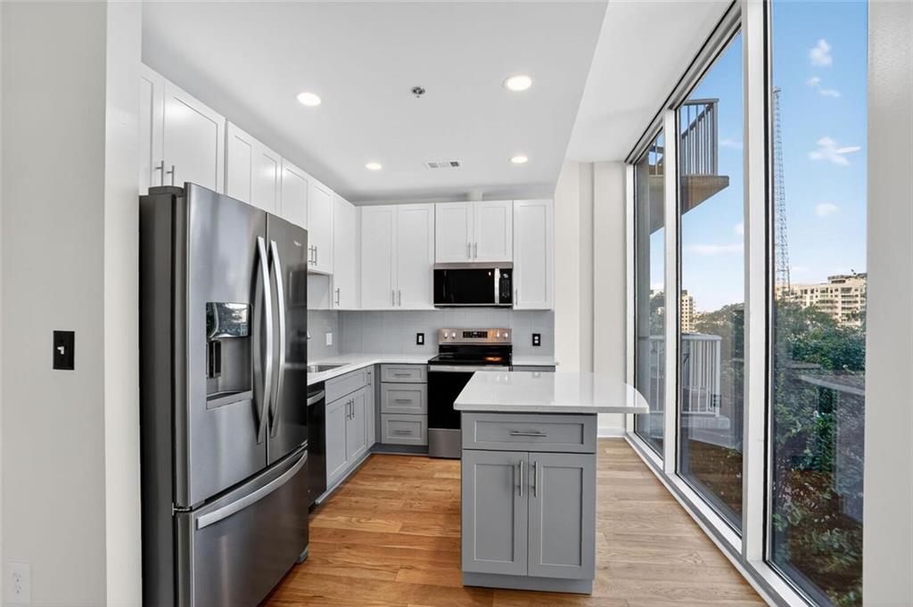 855 Peachtree Street NE 1312