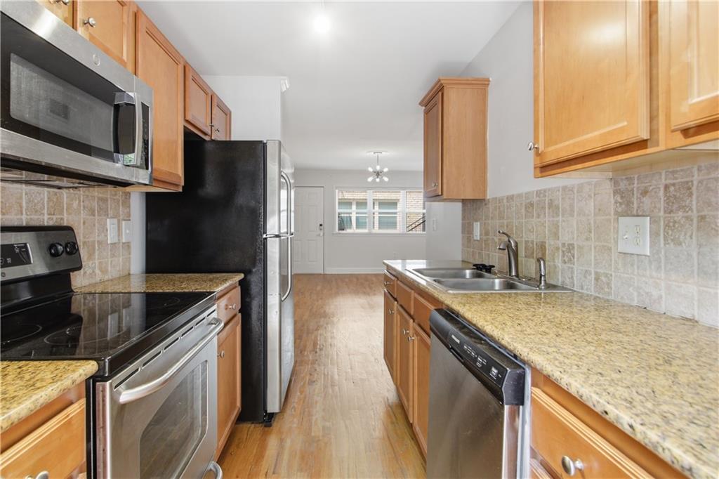 48 Peachtree Avenue NE 213