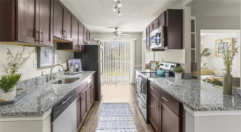 Park at Vinings - Residential Lease