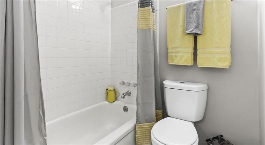 Park at Vinings - Residential Lease