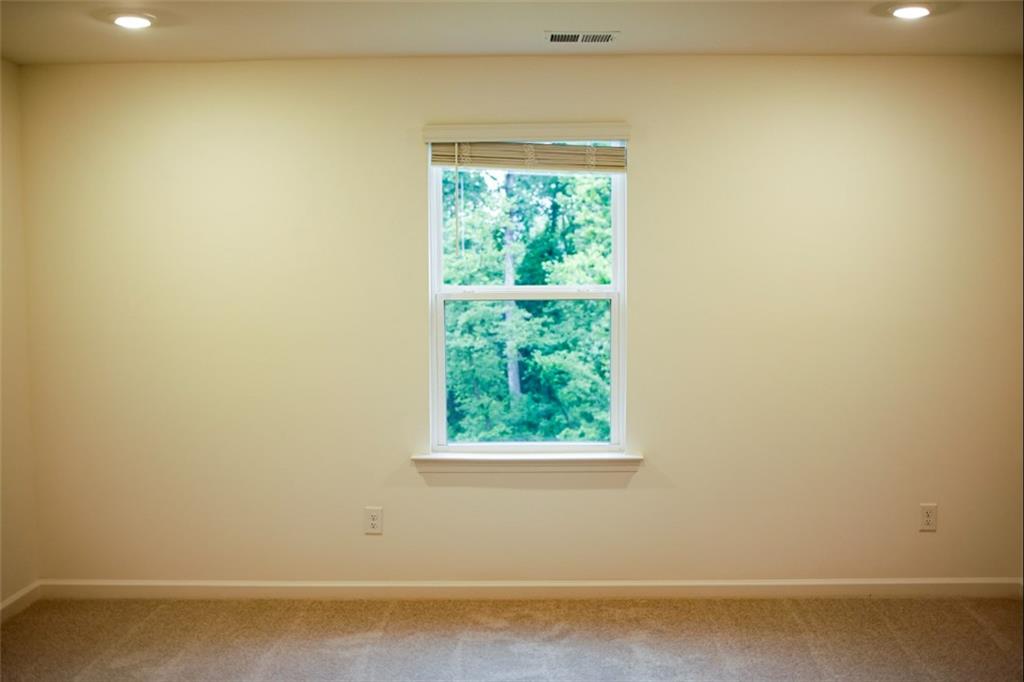 Jefferson Hills - Residential Lease