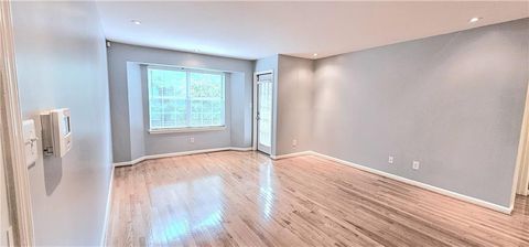 2060 Chastain Park Court NE Atlanta GA 30342