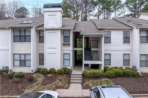 1804 Huntingdon 1804 Atlanta GA 30350