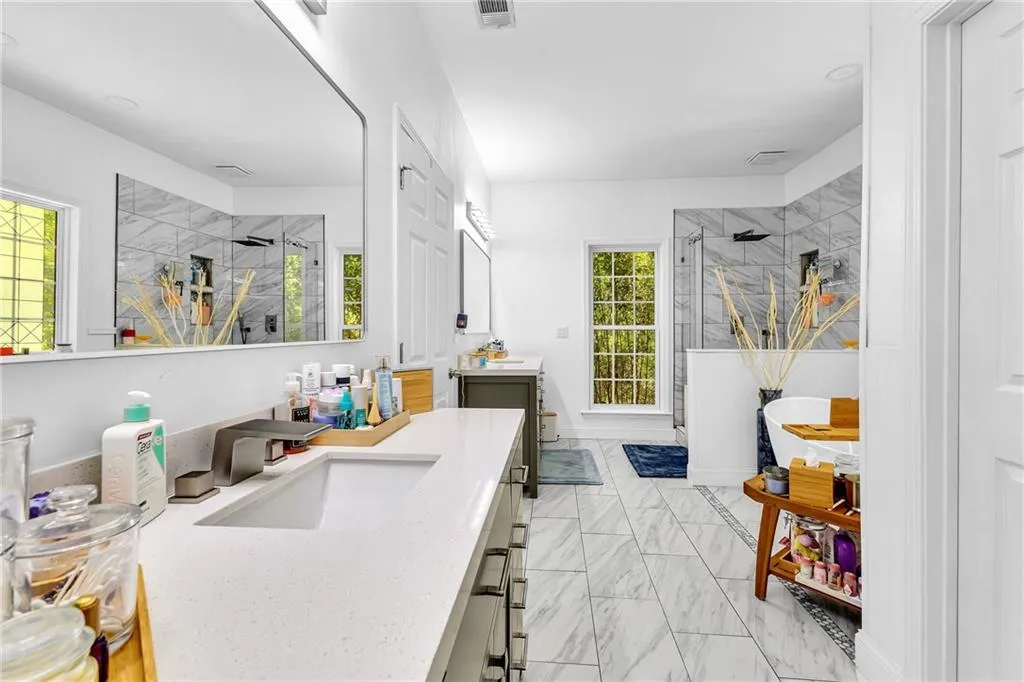 McDonough, Georgia 30252, United States, 4 Bedrooms Bedrooms, ,4 BathroomsBathrooms,Residential,Coming Soon,98499