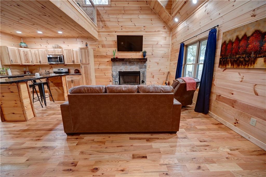 2092 Pleasant Hill Road NE