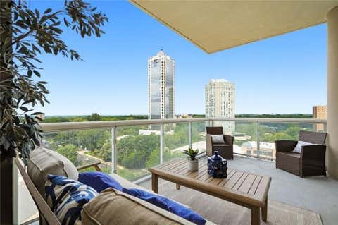 Condo For Sale - 2881 Peachtree Road #1105<br/> Atlanta, GA 30305