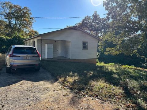 Multifamily For Sale - 235 Bryan Dr<br/> Bremen, GA 30110