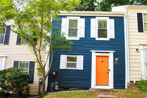 Townhouse For Sale - 1962 Village Parkway<br/> Smyrna, GA 30080