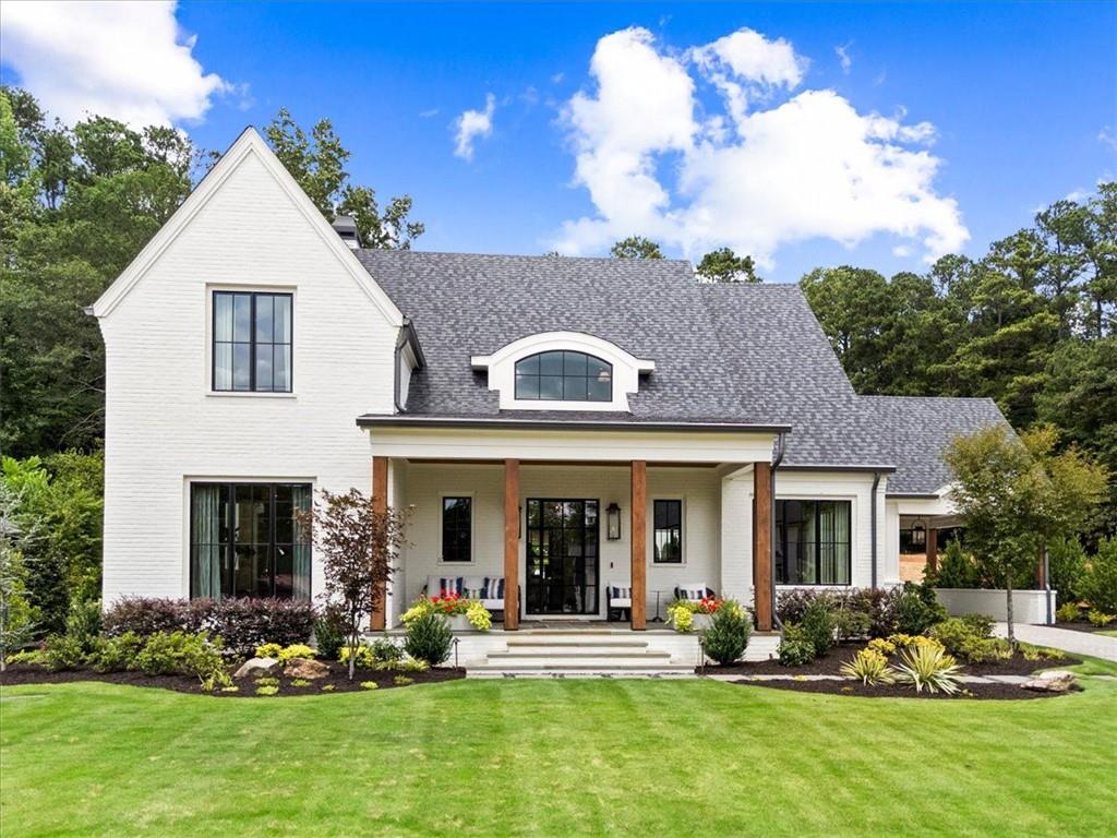 205 Thomas Circle