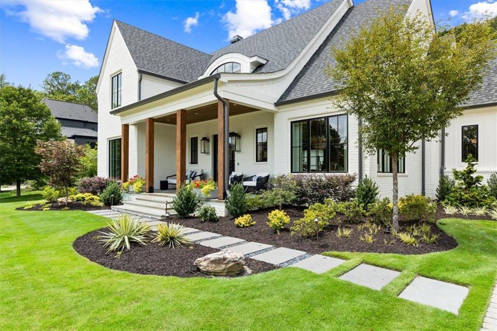 205 Thomas Circle