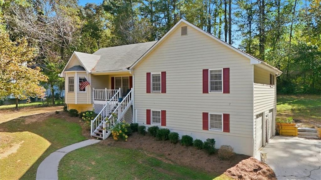 98 Davis Court