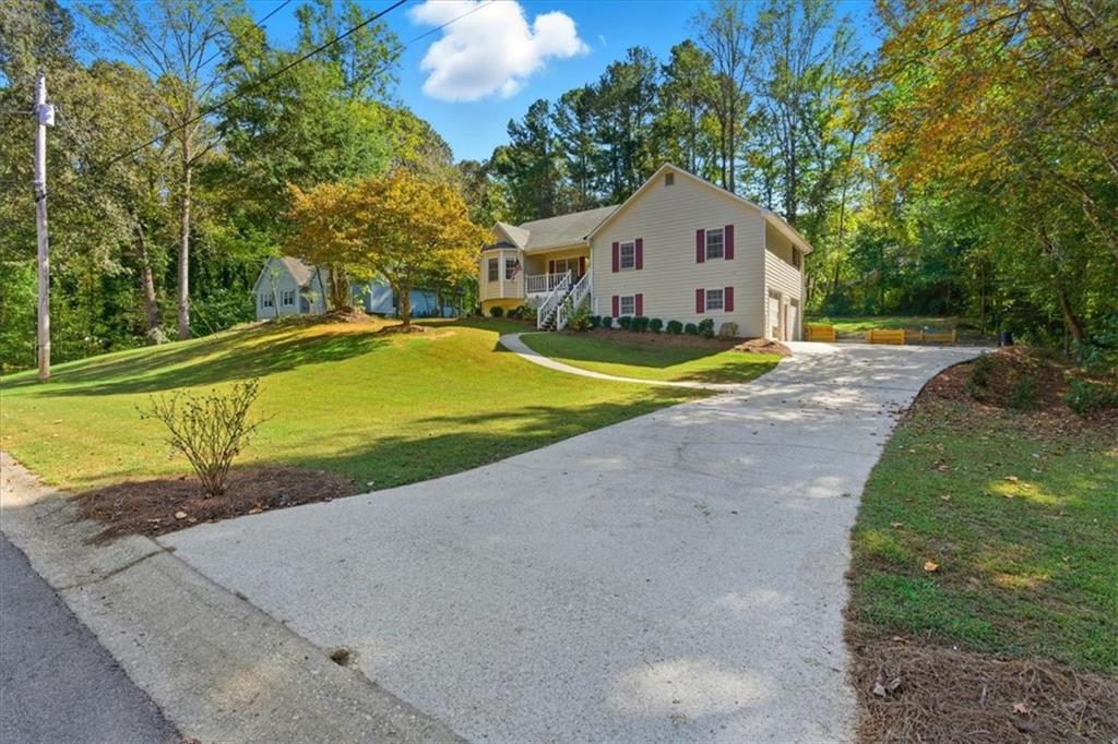 98 Davis Court